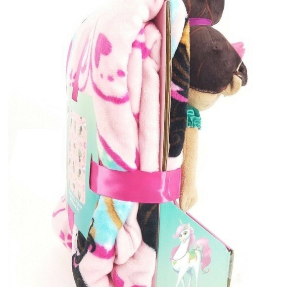 Nickelodeon ~ "Nella The Princess Knight" ~ Throw & Pillow Set - Picture 5 of 12